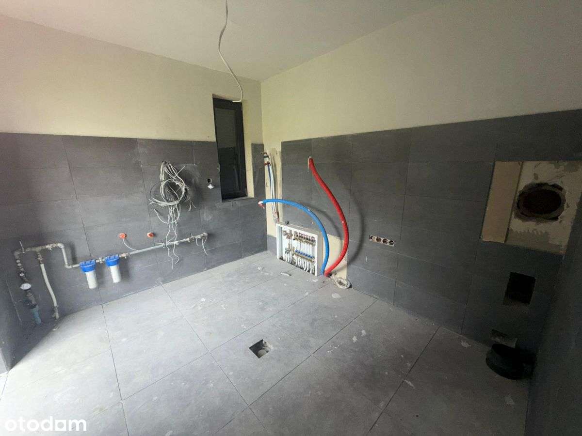 Nowy dom do wykończenia.-6