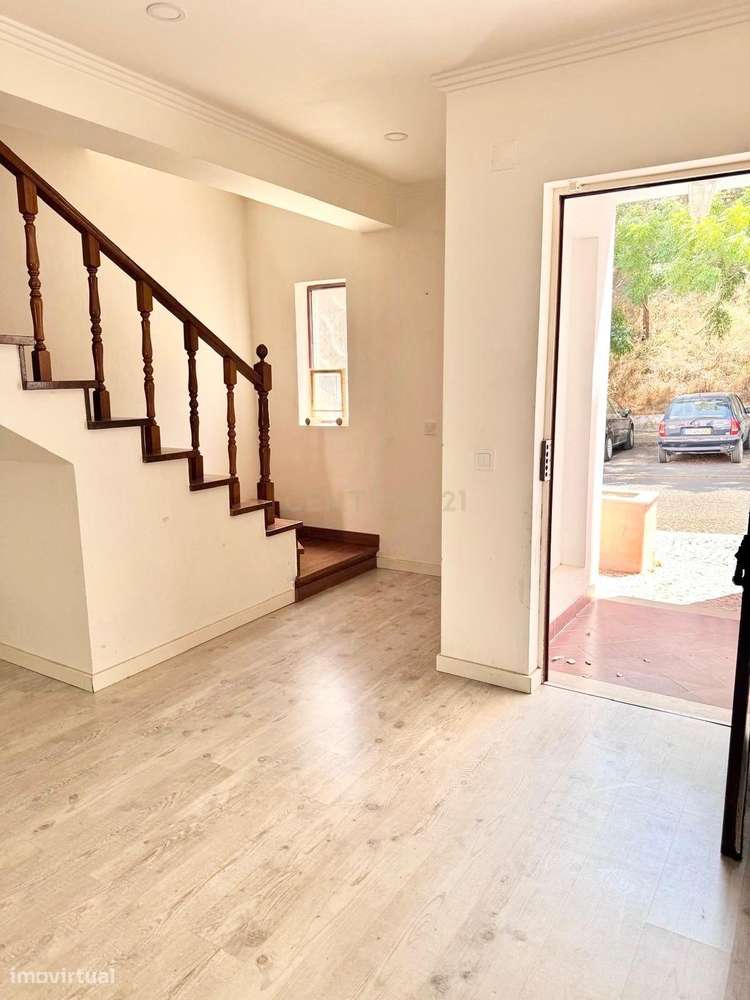 Moradia T4 -  Charneca de Caparica - Grande imagem: 5/9