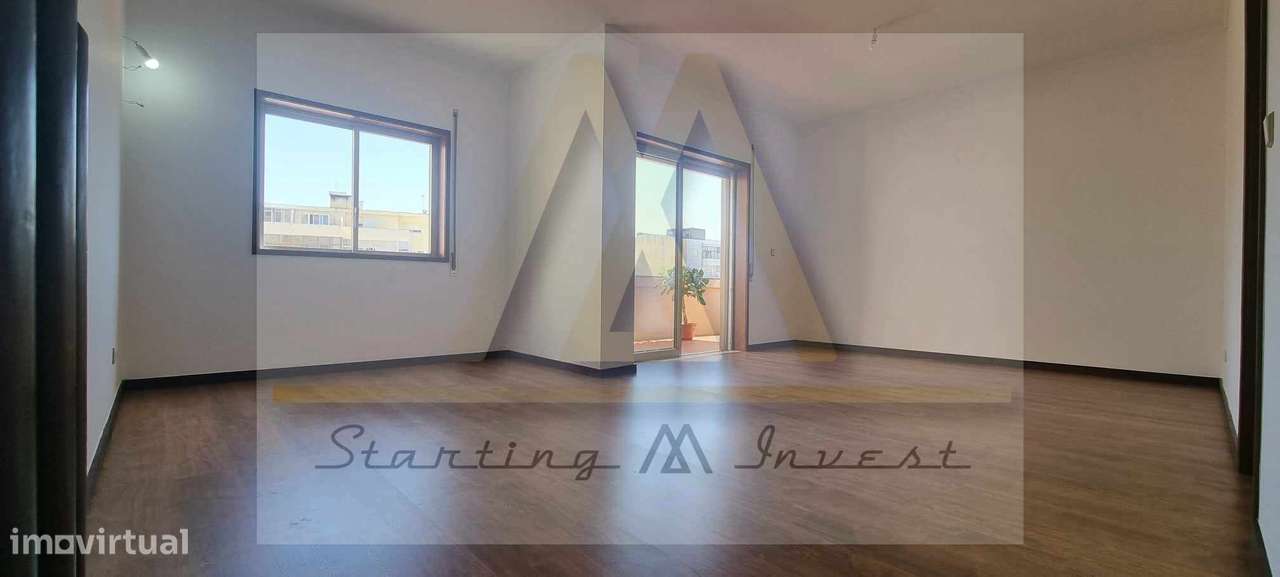 T3 na Avenida Santos Graça na Póvoa de Varzim - Grande imagem: 2/19