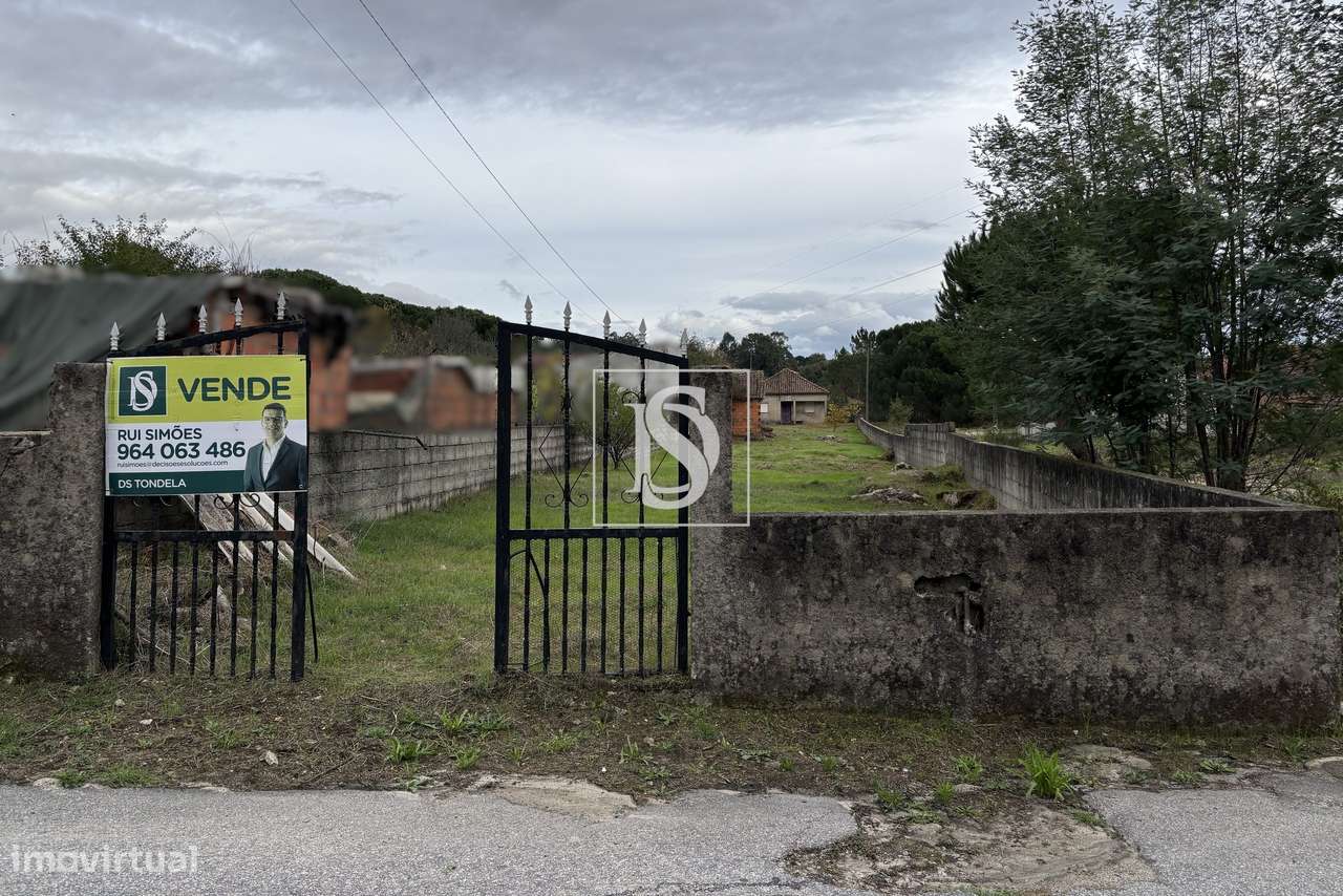 Moradia T2 para reconstrução em Tondela-16