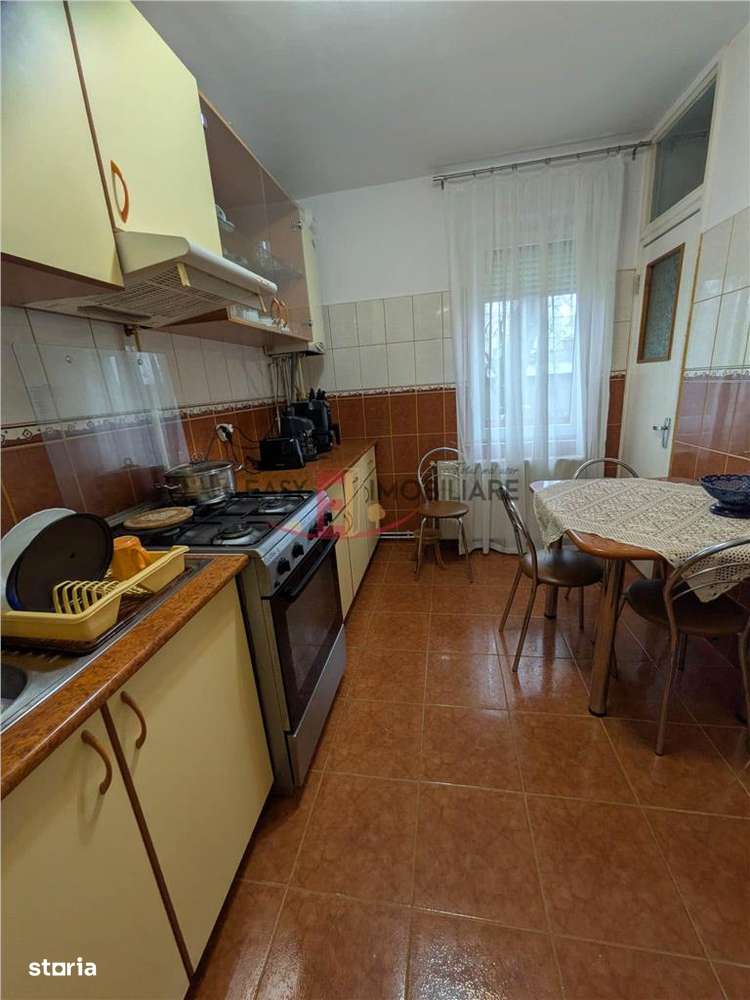 Apartament 3 camere decomandat, UMF, Spital, 2 bai, Targu Mures - Imagine principală: 4/9