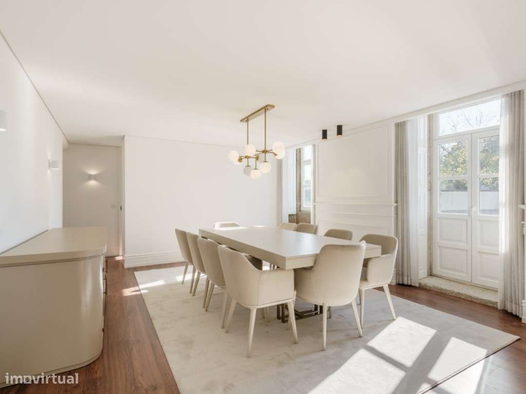 Apartamento T3 de luxo no Centro Histórico de Braga-22