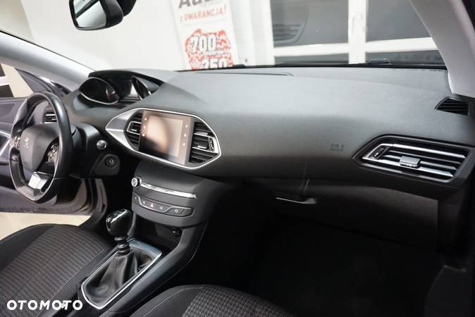 Peugeot 308 1.6 BlueHDi Active S&S - 15