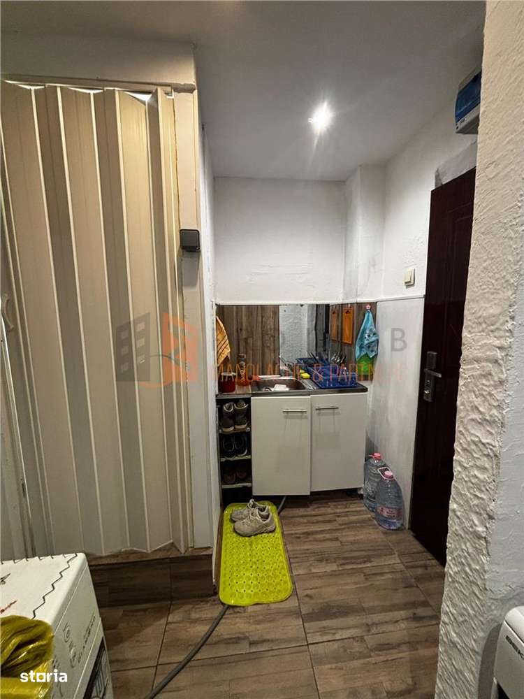 Camera de camin zona Micro 14 - Imagine principală: 4/5