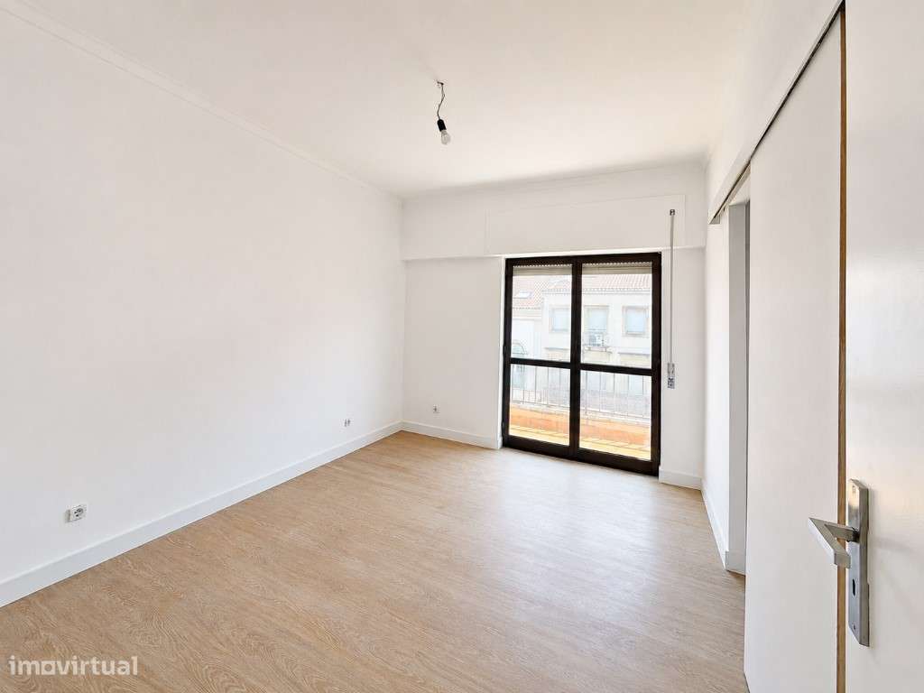 Apartamento T3 - Totalmente remodelado || Centro de Tomar-8