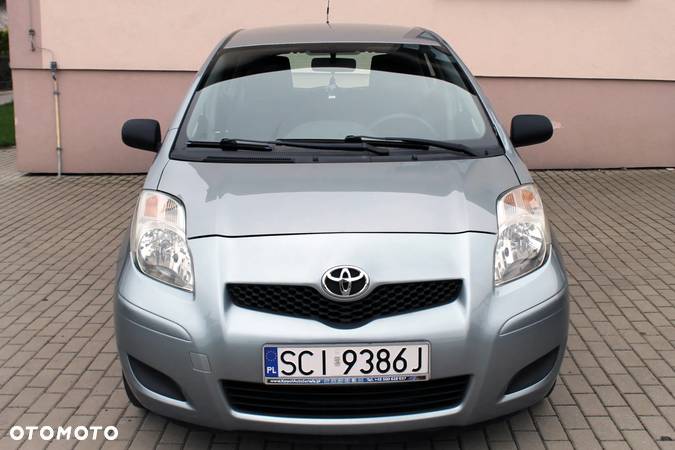 Toyota Yaris 1.33 Luna - 2