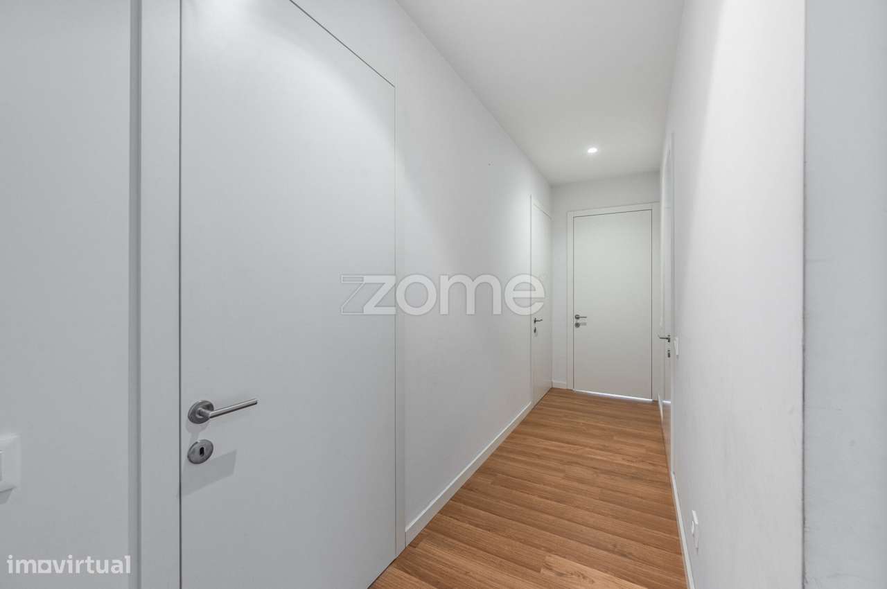Apartamento T3 Semi-Novo em Calendário-22