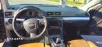 Audi A4 Avant 2.0 TDI - 22
