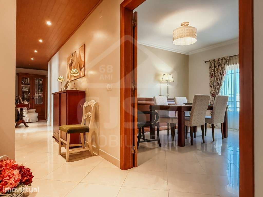 Apartamento T4 - Totalmente Central em Benavente-5