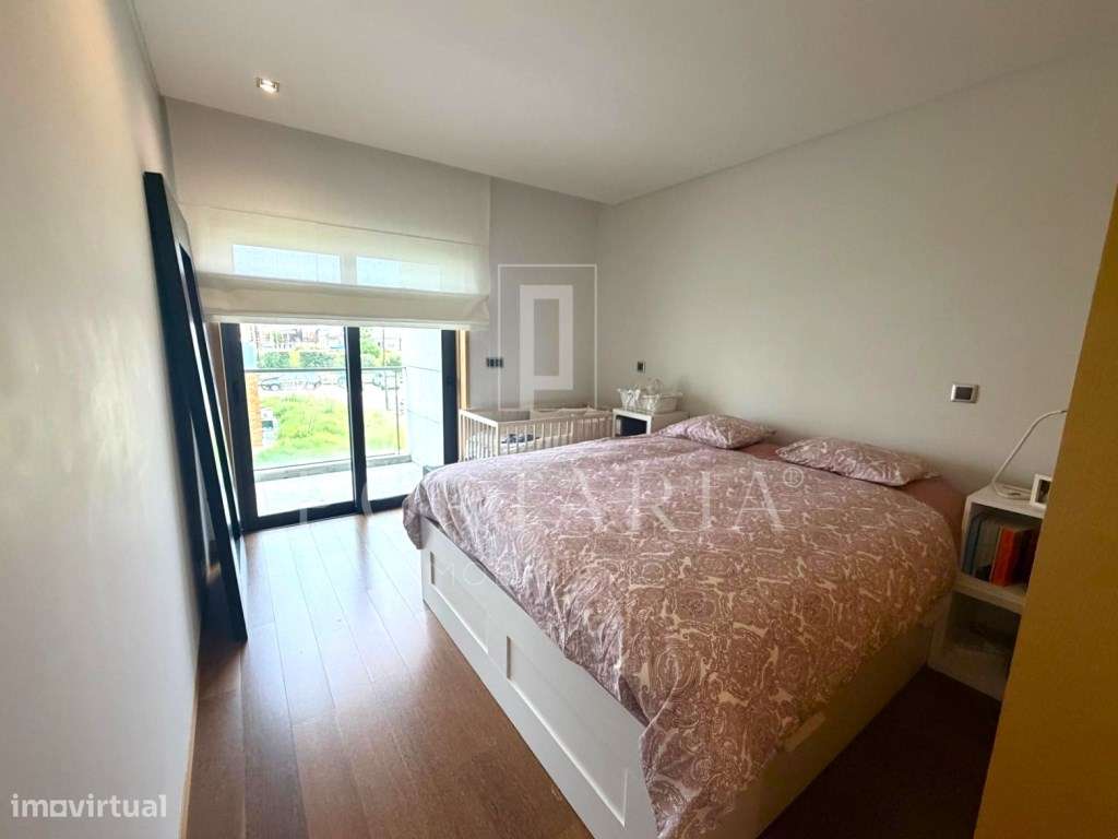 Apartamento T4 com terraço e garagem fechada em Aveiro-20