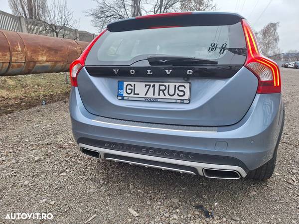 Volvo V60 Cross Country D3 Geartronic - 4