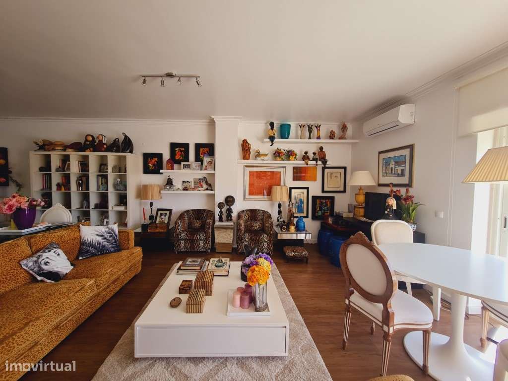 Vende-se T2 com ótima vista de mar-26