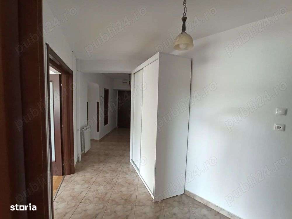 BRASADAS închiriază – Apartament 3 camere, Bd. Unirii - Imagine principală: 4/10