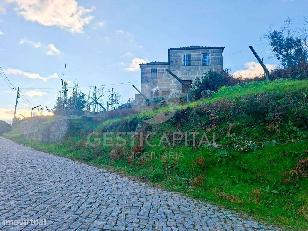 Moradia para reconstrução em São Tomé de Covelas, Baião-9