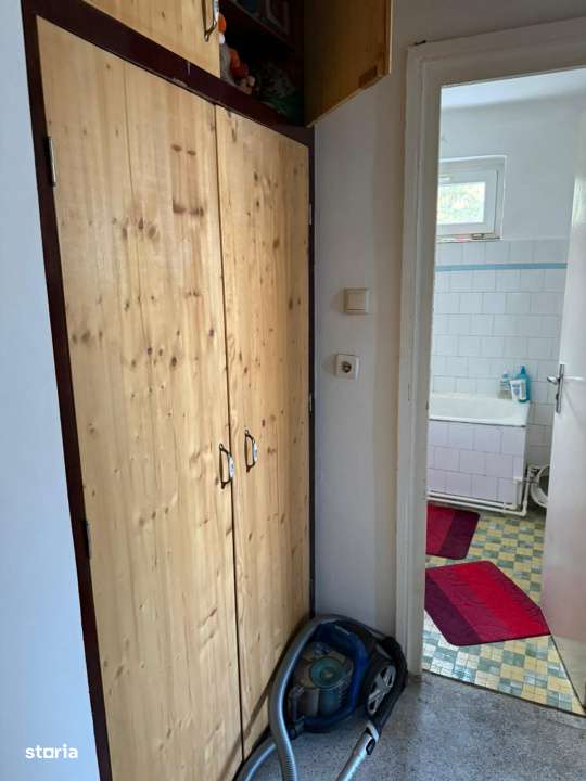 Apartament 3 camere decomandat- zona centru-4