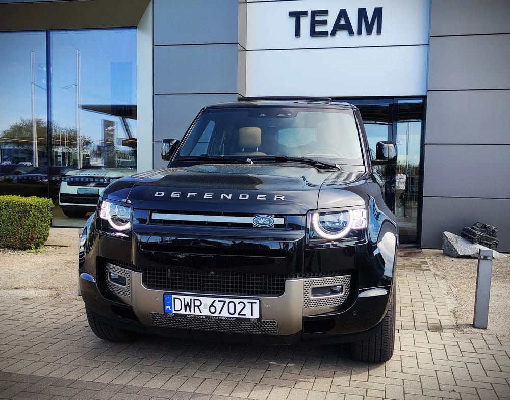 Land-Rover Defender 3.0 Diesel 250 KM — zdjęcie 5