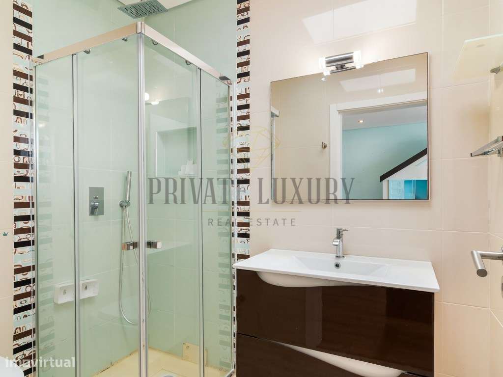 Moradia T4 com varandas e piscina em Azeitão-20