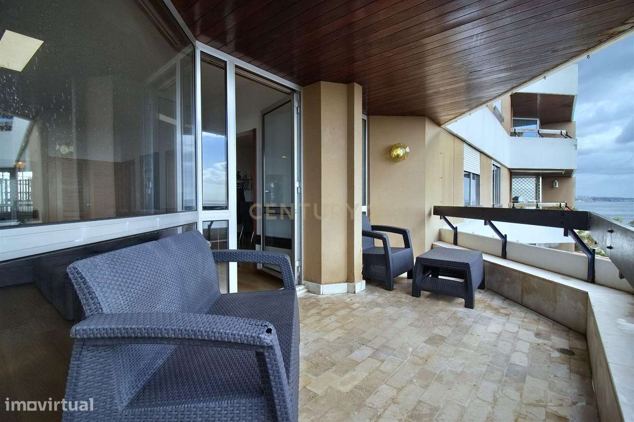 Magnífico Apartamento T3 com vista direta de mar!-7