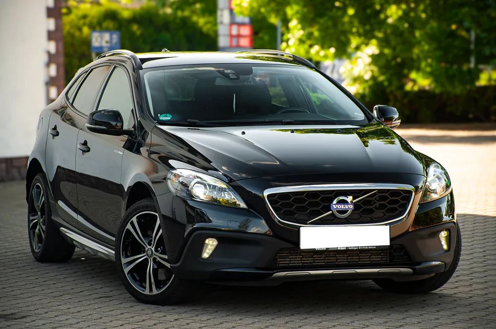 Volvo V40 D3 Summum 2014