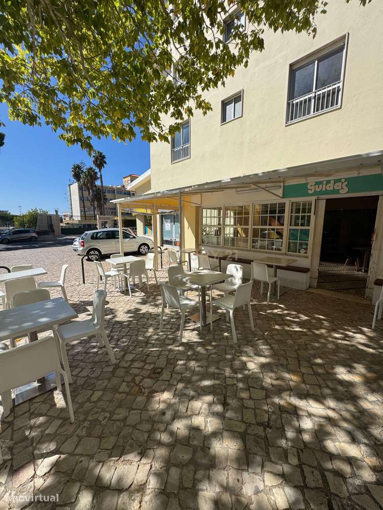 Excelente trespasse de café/snack bar existente há 40 anos em frente a - Grande imagem: 2/18