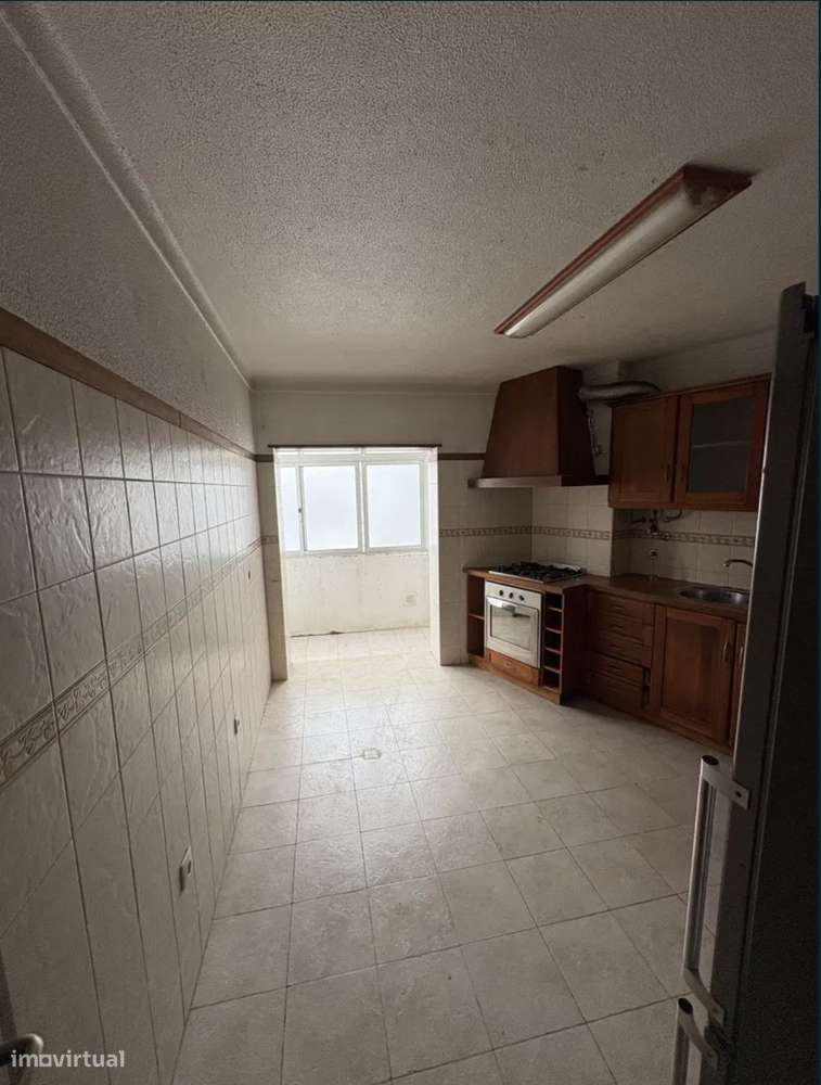 Vende-se Apartamento T3 caldas rainha 235.000 € - Grande imagem: 2/11