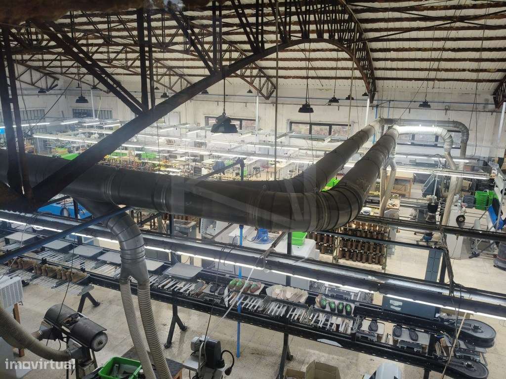 Armazém Industrial em Cesar - Grande imagem: 4/31