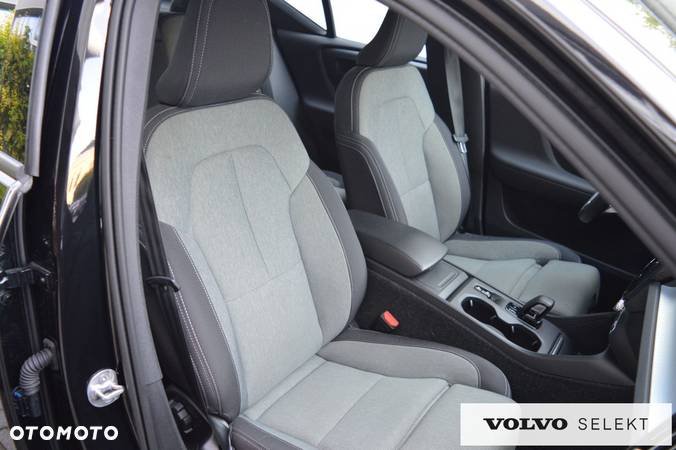 Volvo XC 40 - 21