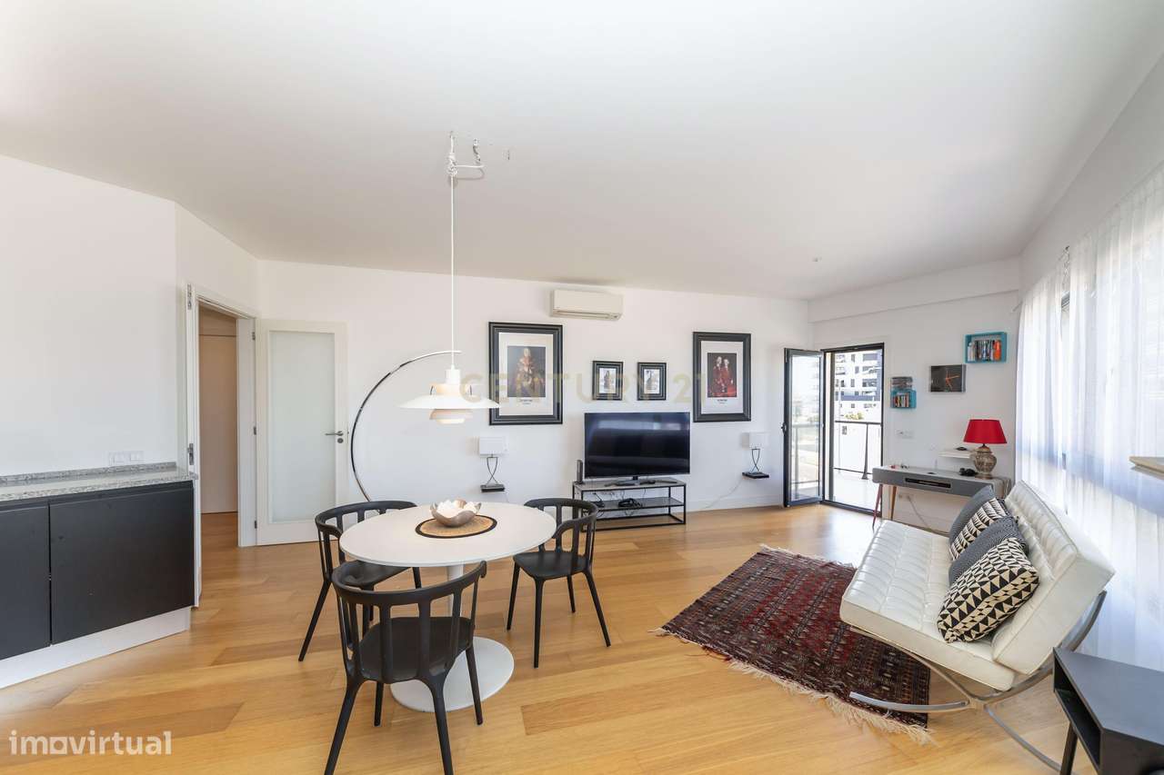 Apartamento T2 Luxo em Condomínio Fechado, Seixal - Grande imagem: 5/36