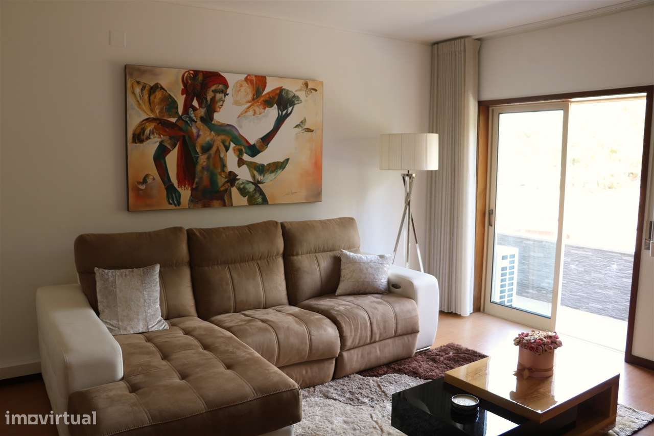 Apartamento T2 Venda em Lustosa e Barrosas (Santo Estêvão),Lousada-17