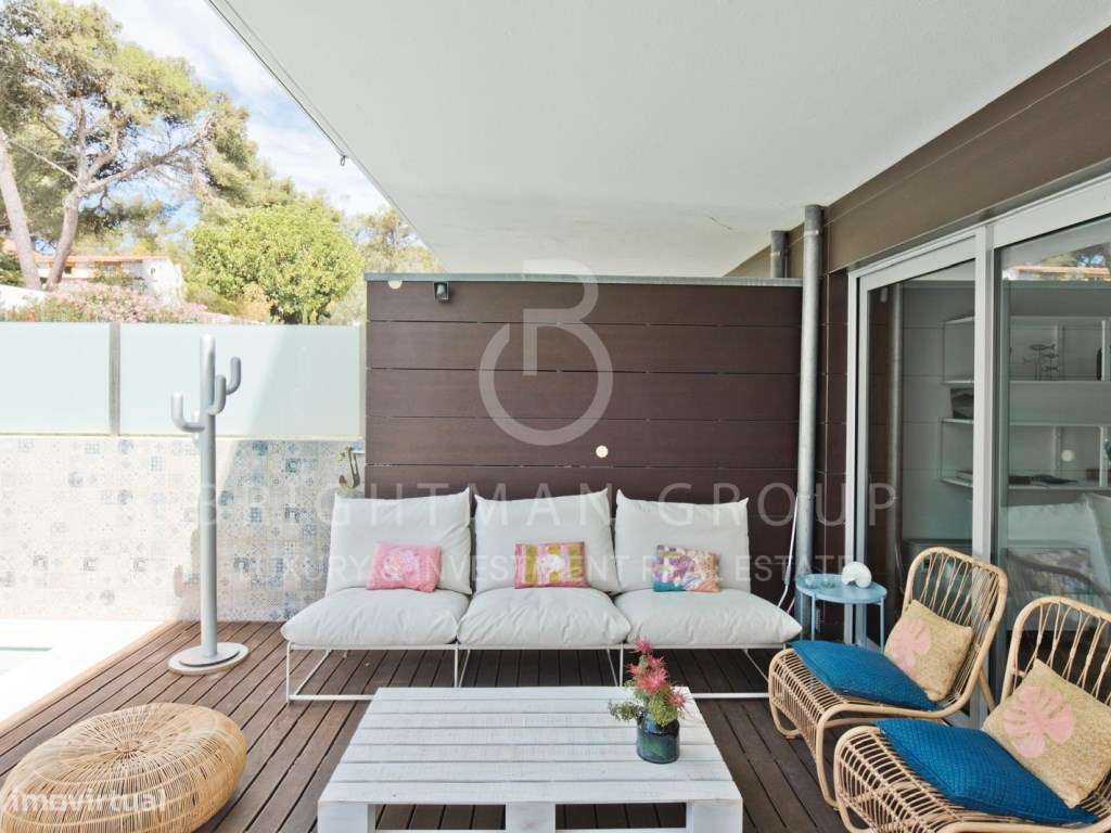 Andar de moradia T3 com jardim e piscina na Guia, Cascais-9