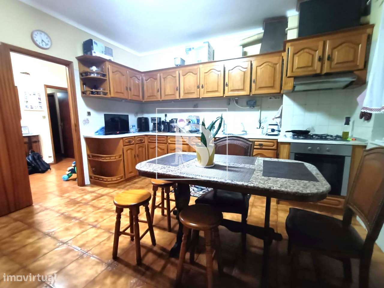 Apartamento T3 perto de transportes e centro da cidade-24