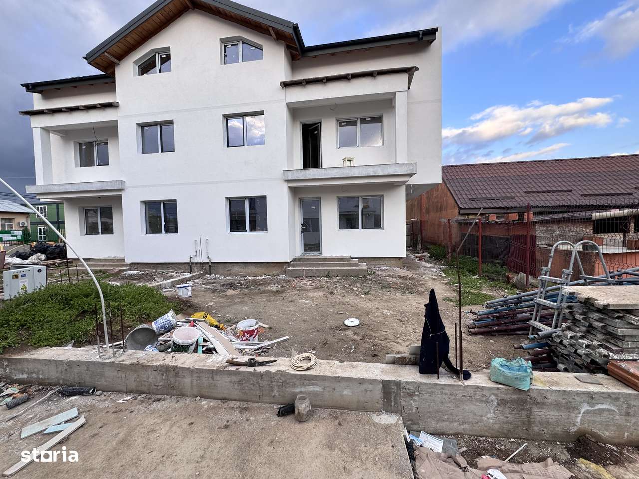Casa pozitie deosebita P+1+M. 7 cam. Util 173mp. Teren 163mp - Imagine principală: 3/18