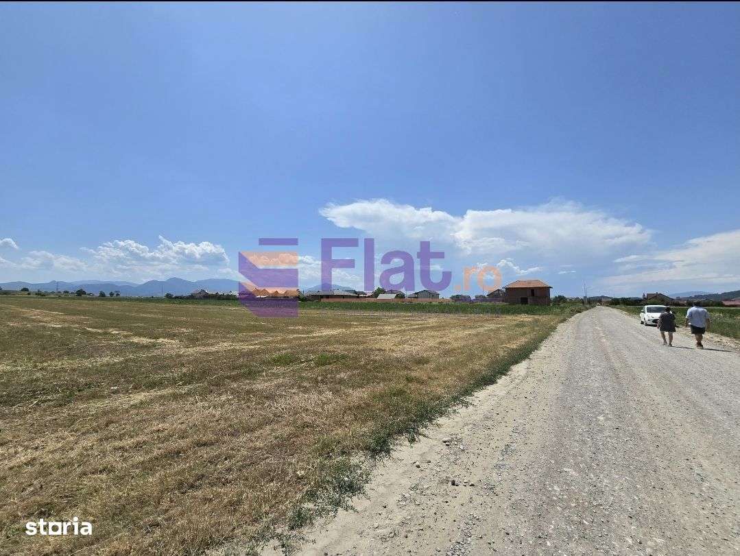 Teren intravilan de vânzare în Hărman, Brașov cu utilitati - Imagine principală: 5/9