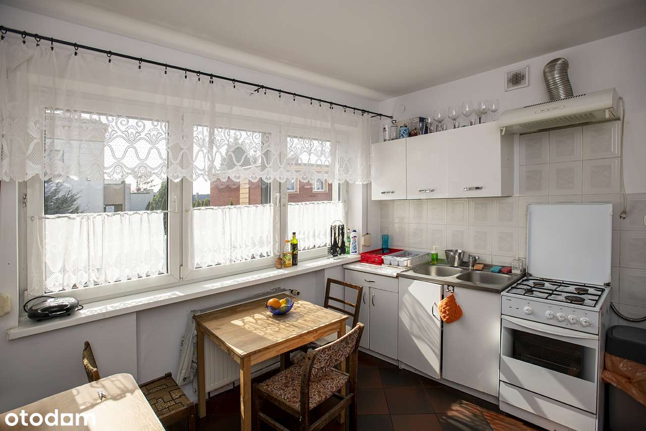 Trzy kondygnacje, garaż, ogródek-14