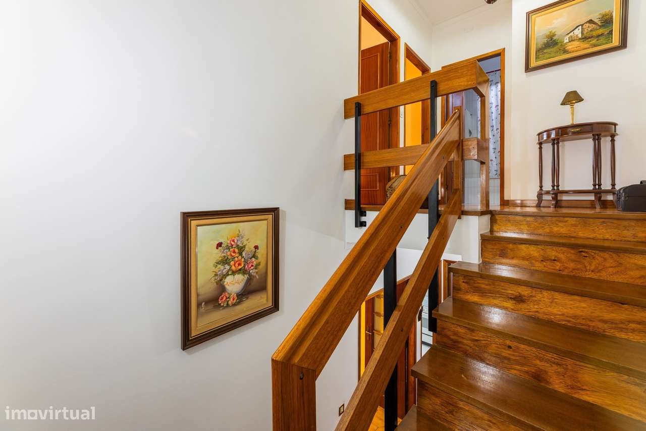 Apartamento T2 Duplex, em S. Vicente - Braga-17