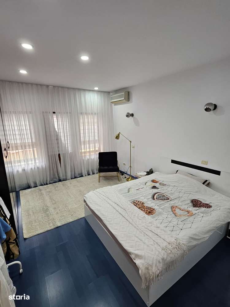 Vilă  deosebită D+P+1E+P/  garaj/curte/ Iancu Nicolae-17