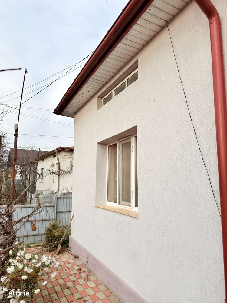 Casa din caramida zona Liceului de Cooperatie - Imagine principală: 3/4