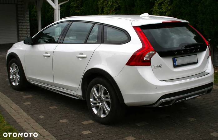 Volvo V60 Cross Country D3 Drive-E Kinetic - 8