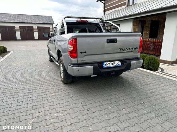 Toyota Tundra - 7