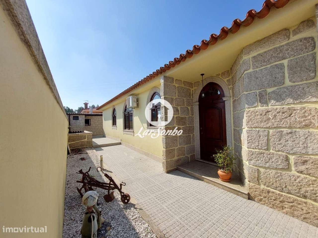 Moradia T3 térrea c/ garagem fechada em Ferreiró, Vila do Conde.-15