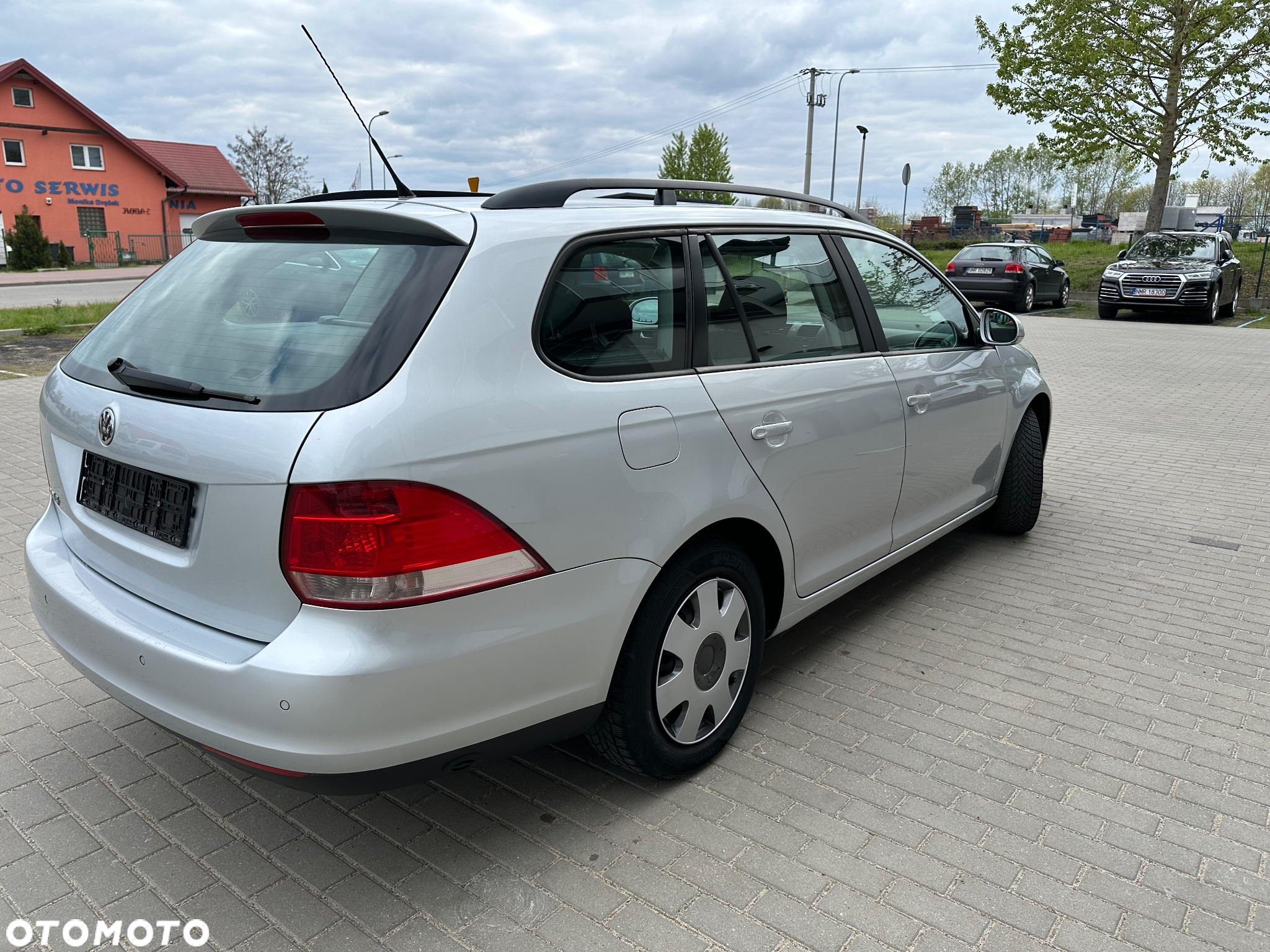 Volkswagen Golf 1.6 DSG Comfortline - 6