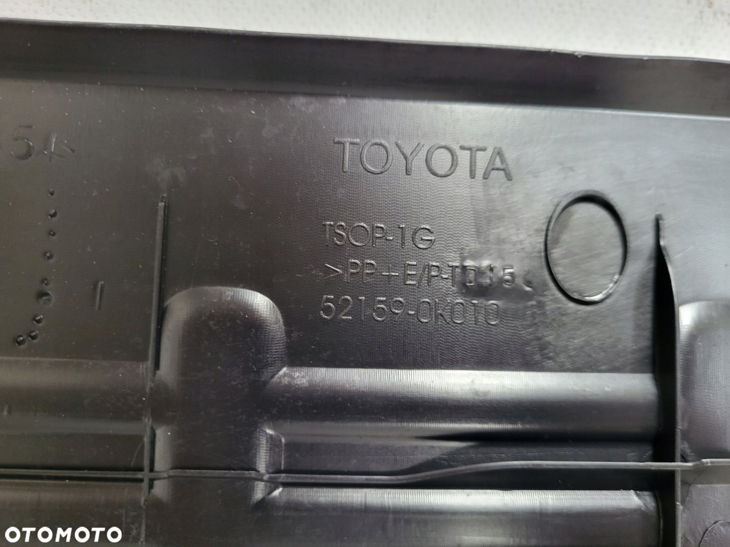 TOYOTA HILUX 05-15 LISTWA NAKŁADKA ZDERZAKA TYL - 8