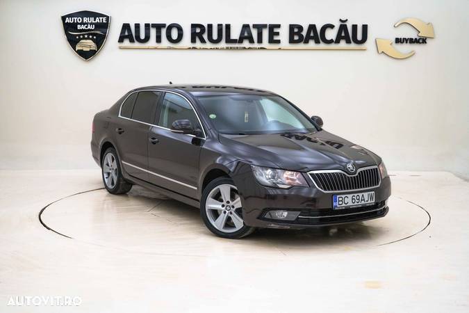 Skoda Superb 2.0 TDI Elegance DSG - 3