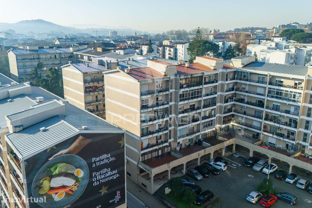 Apartamento T3 para venda na Rua dos Congregados. - Grande imagem: 3/40