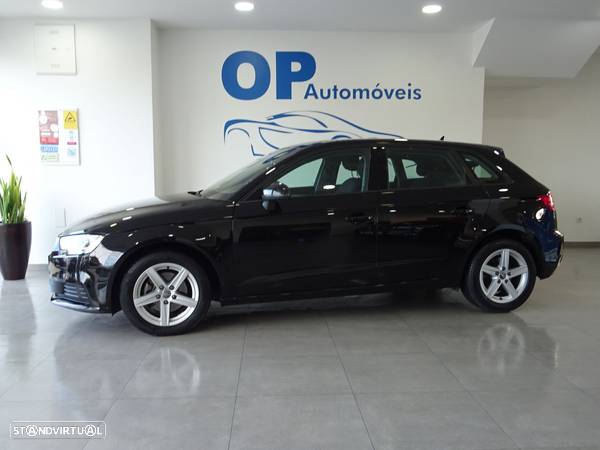 Audi A3 Sportback 30 TDI - 3