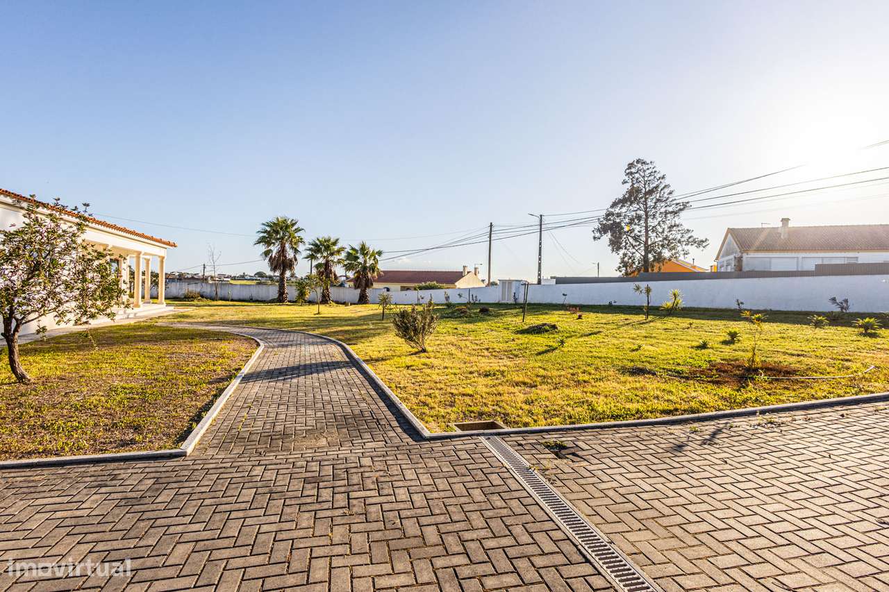 MORADIA T4 TÉRREA + GARAGEM + TERTÚLIA-6