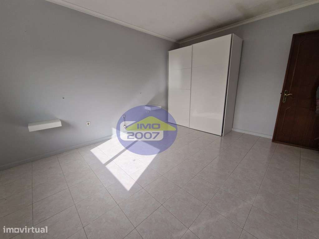 Moradia em Argoncilhe-11