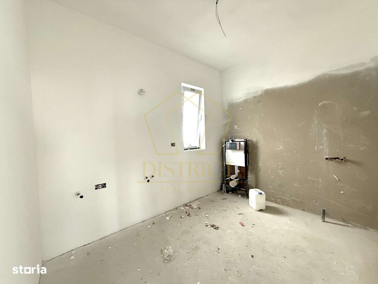 Duplex cu bucatarie inchisa si 4 camere | Sacalaz - Imagine principală: 5/12