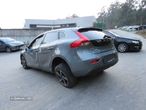 Volvo V40 1.6 D2 (114cv) de 2020 - Peças Usadas (8123) - 3