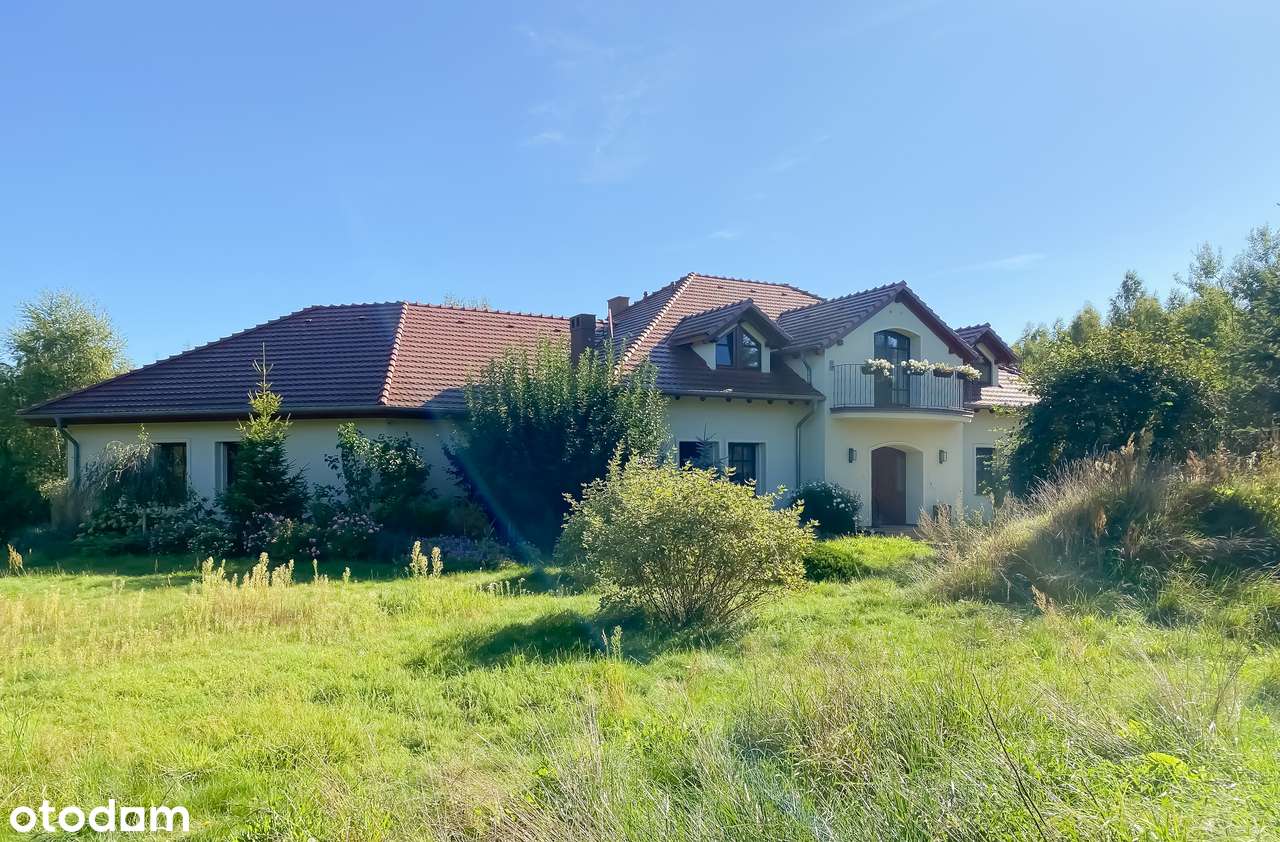 Duży dom z dużą działką w Smyczynie na sprzedaż-1
